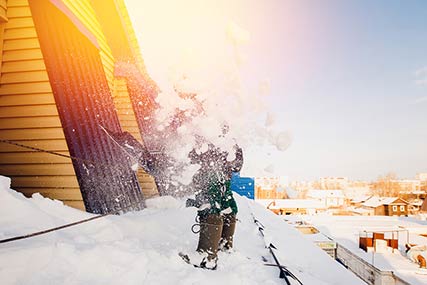 Déneigement toiture à Saint-Bruno